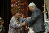 В Ашхабаде отметили 70-летие народного писателя Туркменистана Говшутгельды Данатарова