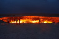 Derwezedäki gaz krateriniň haýran galdyrýan suratlary