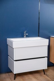 Choose the perfect sink model for your bathroom in the EuroHome TM store