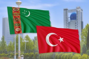YÖK Başkanı Türkmenistan'a geldi