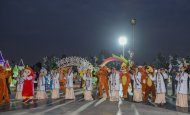 New Year's lights were solemnly lit on the main tree of Turkmenistan