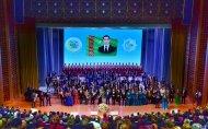 Fotoreportaž: Aşgabatda «Parahatçylyk sazy» atly festiwal tamamlandy