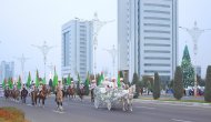 Photo story: The main Christmas tree of the country lit up in Turkmenistan