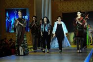 Photoreport: Fashion show of Uzbek clothes from the Sharq Liboslari design center in Turkmenistan