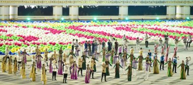 Photos of the festive concert and fireworks in honor of the Independence of Turkmenistan