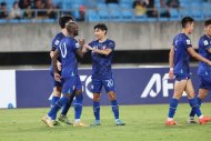 Fotoreportaž: Türkmenistan Hytaý Taýbeýiniň futbol ýygyndysyndan 2:1 hasabynda üstün çykdy