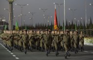 Фоторепортаж: Военный парад по случаю 75-й годовщины Победы в Великой Отечественной войне 1941-1945 годов в Ашхабаде