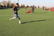 Photo report: DPR Korea football team training in Ashgabat