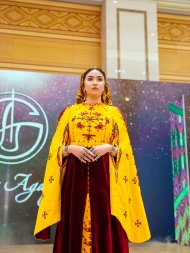 Turkmen fashion and products of entrepreneurs at the last exhibition UIET-2024