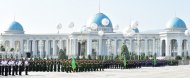 Fotoreportaž: Aşgabatda Türkmenistanyň Ýaragly Güýçleriniň dabaraly harby ýörişi geçirildi