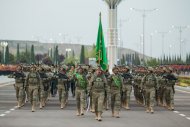 Фоторепортаж: Военный парад по случаю 75-й годовщины Победы в Великой Отечественной войне 1941-1945 годов в Ашхабаде