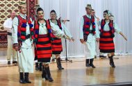 «Watan» kinokonsert merkezinde Rumyniýanyň «Transilwaniýa» folklor toparynyň konserti geçirildi