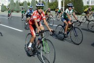 Ashgabat hosts mass bike ride timed to coincide with World Bicycle Day