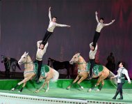 Photo report: Galkynysh equestrian group from Turkmenistan won the King and the people of Bahrain