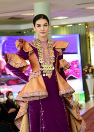 Fashion Week 2022 dedicated to Turkmeinstan Independence Day continues in Ashgabat