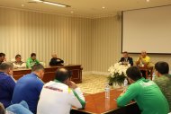 Fotoreportaž: Aşgabatda agyr atletika boýunça halkara seminar badalga aldy