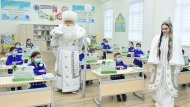 Photoreport: Ashgabat first-graders received computers from the President of Turkmenistan for the New Year