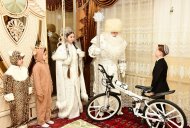 Photoreport: The President of Turkmenistan fulfilled the New Year's dream of an 11-year-old boy