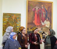 An exhibition of artists from Iran and Turkmenistan has opened in Ashgabat