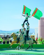 Türkmenistanda Milli bahar baýramy — Nowruz baýramy bellenildi (SURAT)