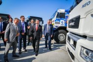 President of Turkmenistan arrived in Kazan and got acquainted with the exhibition of industrial products of Tatarstan (photo)