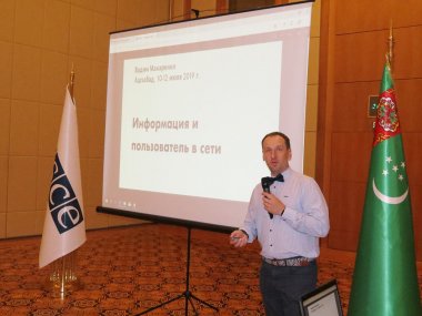 Photoreport: OSCE training course on online media skills in Turkmenistan