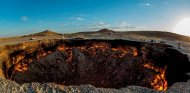 Derwezedäki gaz krateriniň haýran galdyrýan suratlary