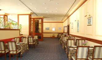 Hotel «Serdar»